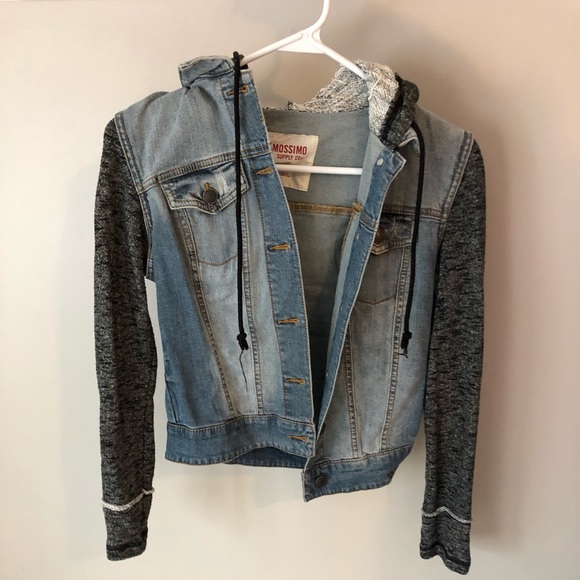 Jean jacket - Picture 1 of 1